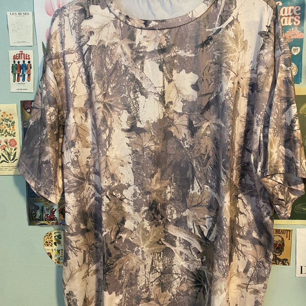Camouflage Leaf Print T-Shirt
